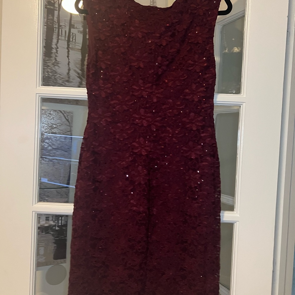 Connected Apparel Knee Length Lance Sheath Dress